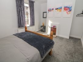15 South Avenue Mews - Peak District - 1142436 - thumbnail photo 11