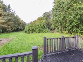 Woodland Lodge - Lincolnshire - 1142741 - thumbnail photo 21