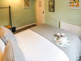 Chalfont Lodge - Lincolnshire - 1143154 - thumbnail photo 46