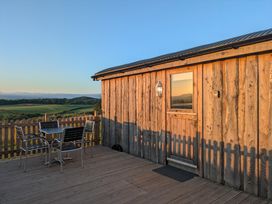 Hafan Gelli Sheperds Hut - Enlli - North Wales - 1143464 - thumbnail photo 13