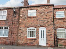 Shell Seeker Cottage - North Yorkshire (incl. Whitby) - 1143469 - thumbnail photo 1