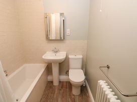 Flat 1, Belmont - South Wales - 1143608 - thumbnail photo 20