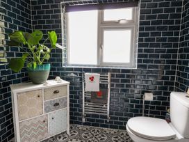 Melrose - South Wales - 1143845 - thumbnail photo 32