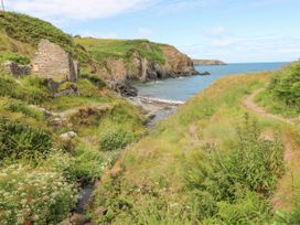 The Old Boathouse - South Wales - 1143876 - thumbnail photo 42