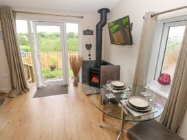 Garden View - South Wales - 1144371 - thumbnail photo 5