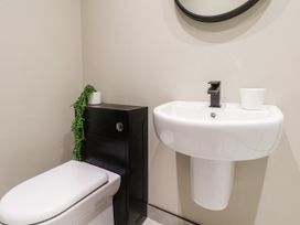 Apt 3 @ Hunter's Quay - North Yorkshire (incl. Whitby) - 1144475 - thumbnail photo 15