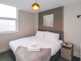 Apt 6 @ Hunter's Quay - North Yorkshire (incl. Whitby) - 1144476 - thumbnail photo 6