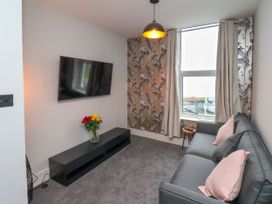 Apt 6 @ Hunter's Quay - North Yorkshire (incl. Whitby) - 1144476 - thumbnail photo 9