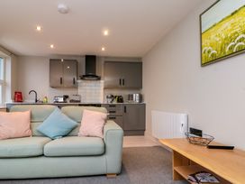 Apt 7 @ Hunter's Quay - North Yorkshire (incl. Whitby) - 1144477 - thumbnail photo 5