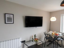 Apt 8 @ Hunter's Quay - North Yorkshire (incl. Whitby) - 1144478 - thumbnail photo 3