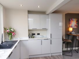 Apt 10 @ Hunter's Quay - North Yorkshire (incl. Whitby) - 1144480 - thumbnail photo 10