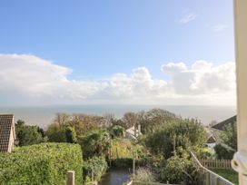 Saltwater Cottage - Isle of Wight & Hampshire - 1144527 - thumbnail photo 2