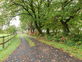 Barn 2 - South Wales - 1144535 - thumbnail photo 29