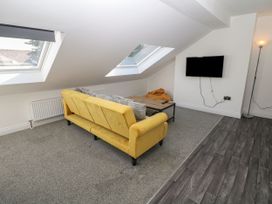 Flat 3 Englehurst Mews - Peak District - 1144813 - thumbnail photo 3