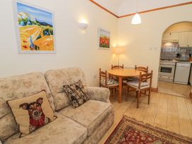 The Tack Room - Cotswolds - 1144898 - thumbnail photo 6