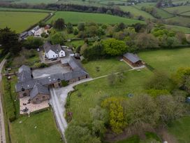 Tarka's Holt Log Cabin - Devon - 1145392 - thumbnail photo 60
