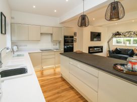The Caradoc - Shropshire - 1145597 - thumbnail photo 9