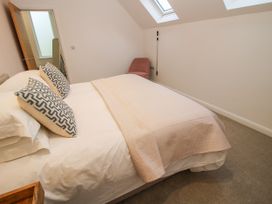 The Caradoc - Shropshire - 1145597 - thumbnail photo 13