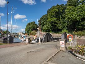 9 Oakley Wharf - North Wales - 1145779 - thumbnail photo 22