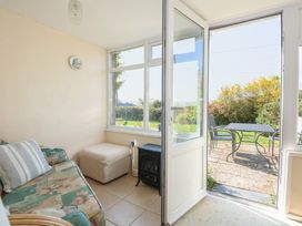 2 Bryn Hyfryd - North Wales - 1145963 - thumbnail photo 16