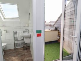 Seascape Cottage - Northumberland - 1145980 - thumbnail photo 15