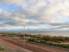 The Beach House - North Wales - 1147678 - thumbnail photo 24