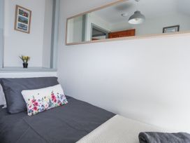 Railway Cottage - North Wales - 1148232 - thumbnail photo 22