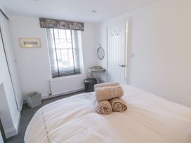 23 Chapel Street - North Wales - 1149713 - thumbnail photo 19