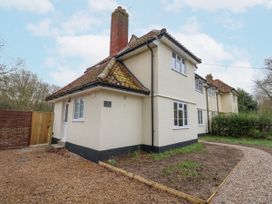 3 Chantry Cottages - Suffolk & Essex - 1150035 - thumbnail photo 2
