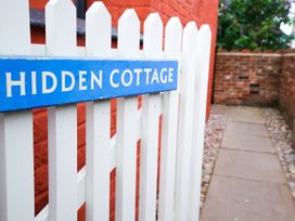 Hidden Cottage - Suffolk & Essex - 1150052 - thumbnail photo 2