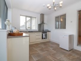 Riverview Apartment - Anglesey - 1150302 - thumbnail photo 8