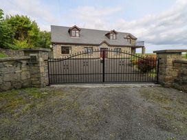 A house with a gated entrance at Doonalton House in Dromore West, County Sligo