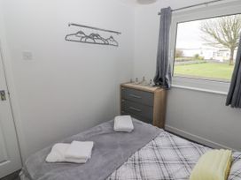 48 Gower Holiday Village - South Wales - 1151371 - thumbnail photo 11