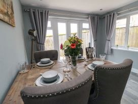 Corner Cottage - North Yorkshire (incl. Whitby) - 1151844 - thumbnail photo 8