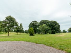 The Log Cabin at Irton Manor - North Yorkshire (incl. Whitby) - 1152274 - thumbnail photo 26