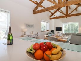 Old Orchard Barn - Cornwall - 1153045 - thumbnail photo 20