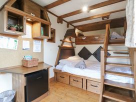 Daisy (Cow Shed 1) - Suffolk & Essex - 1153457 - thumbnail photo 9