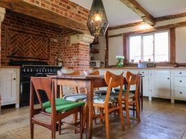 Brook Farm - Suffolk & Essex - 1153933 - thumbnail photo 13