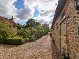 Apple Cottage - Somerset & Wiltshire - 1154460 - thumbnail photo 16