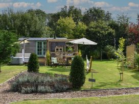 Burr 2 Shepherds Hut - Devon - 1154502 - thumbnail photo 20