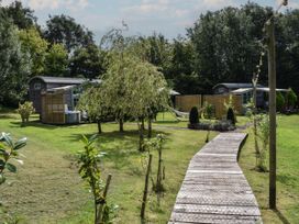 Burr 2 Shepherds Hut - Devon - 1154502 - thumbnail photo 22