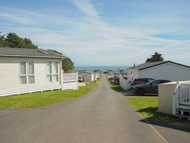 Chalet 2 at Landscove Holiday Park - Devon - 1154616 - thumbnail photo 28