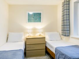 Chalet 2 at Landscove Holiday Park - Devon - 1154616 - thumbnail photo 10