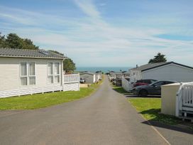 Chalet 11 at Landscove Holiday Park - Devon - 1154782 - thumbnail photo 29