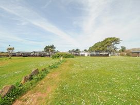 Chalet 30 at Landscove Holiday Park - Devon - 1154791 - thumbnail photo 36