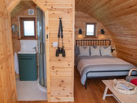 Glamping Pod 2 Presence - North Yorkshire (incl. Whitby) - 1154917 - thumbnail photo 3