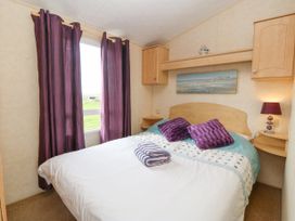 The Caravan @ Lletty'r Wennol - Anglesey - 1155219 - thumbnail photo 16