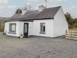 Cummer Cottage - Westport & County Mayo - 1155428 - thumbnail photo 2