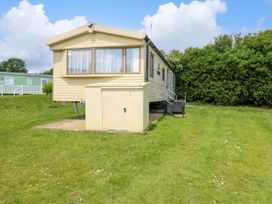 735 caravan - Norfolk - 1155793 - thumbnail photo 1