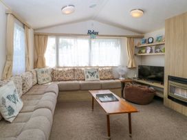 735 caravan - Norfolk - 1155793 - thumbnail photo 5